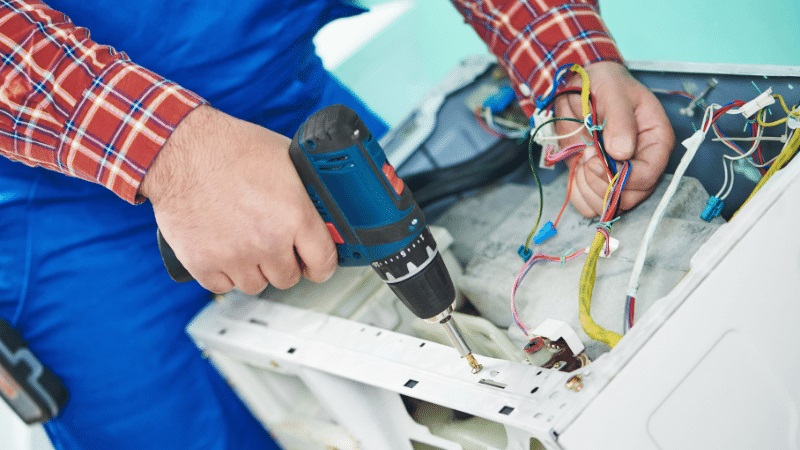 Güngören Ferroli Ferroli çamaşır makinesi kart tamiri – Su almama arızası orijinal parça ile giderildi. - Teknik servis örneği
